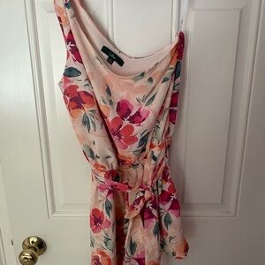 Lulus One Shoulder Floral Romper – Size Small – Worn Once